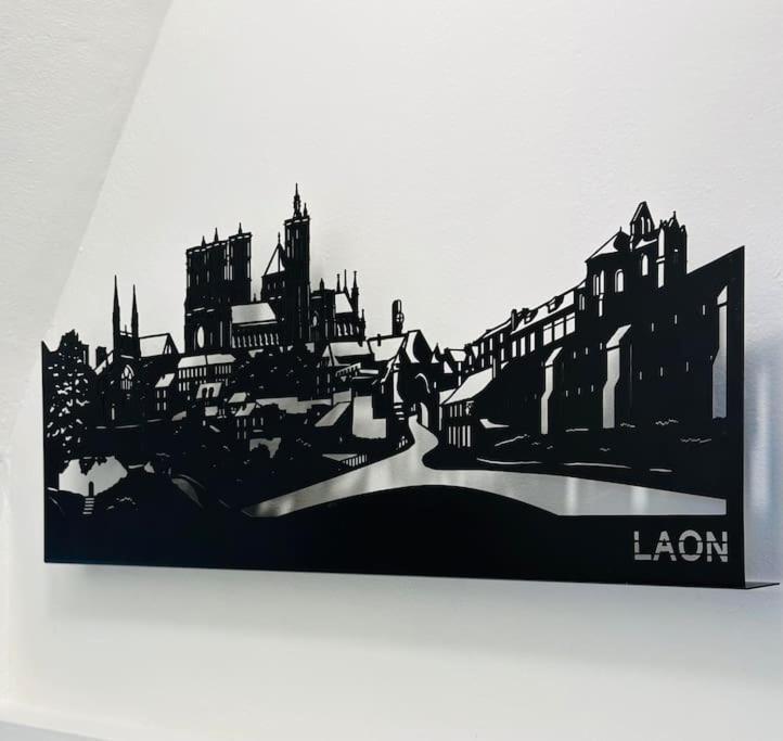 Maison Des Chenizelles Apartment Laon